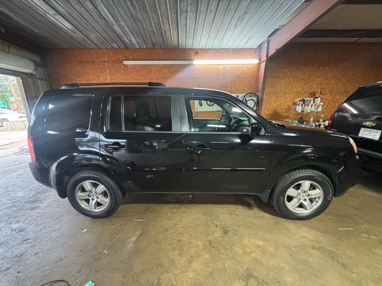 Honda Pilot 2WD 4dr EX-L 2011