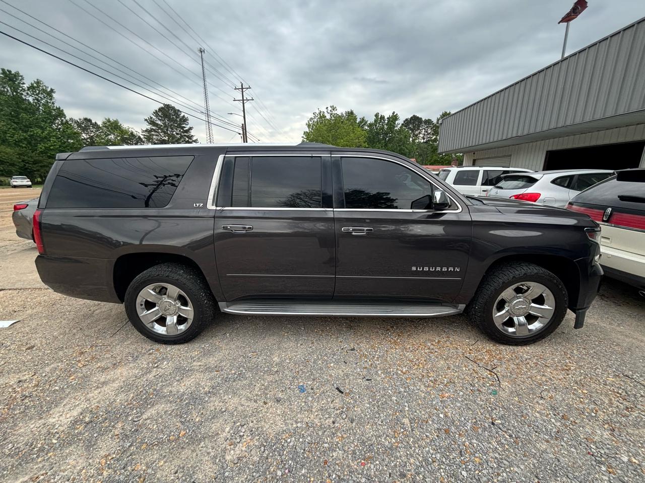 Chevrolet Suburban 4WD 4dr LTZ 2015