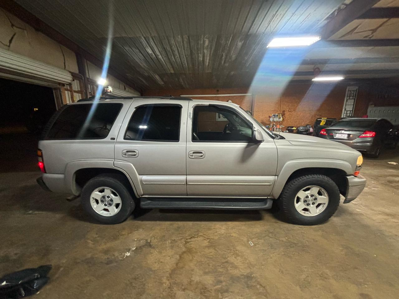 Chevrolet Tahoe 4dr 1500 LT 2004