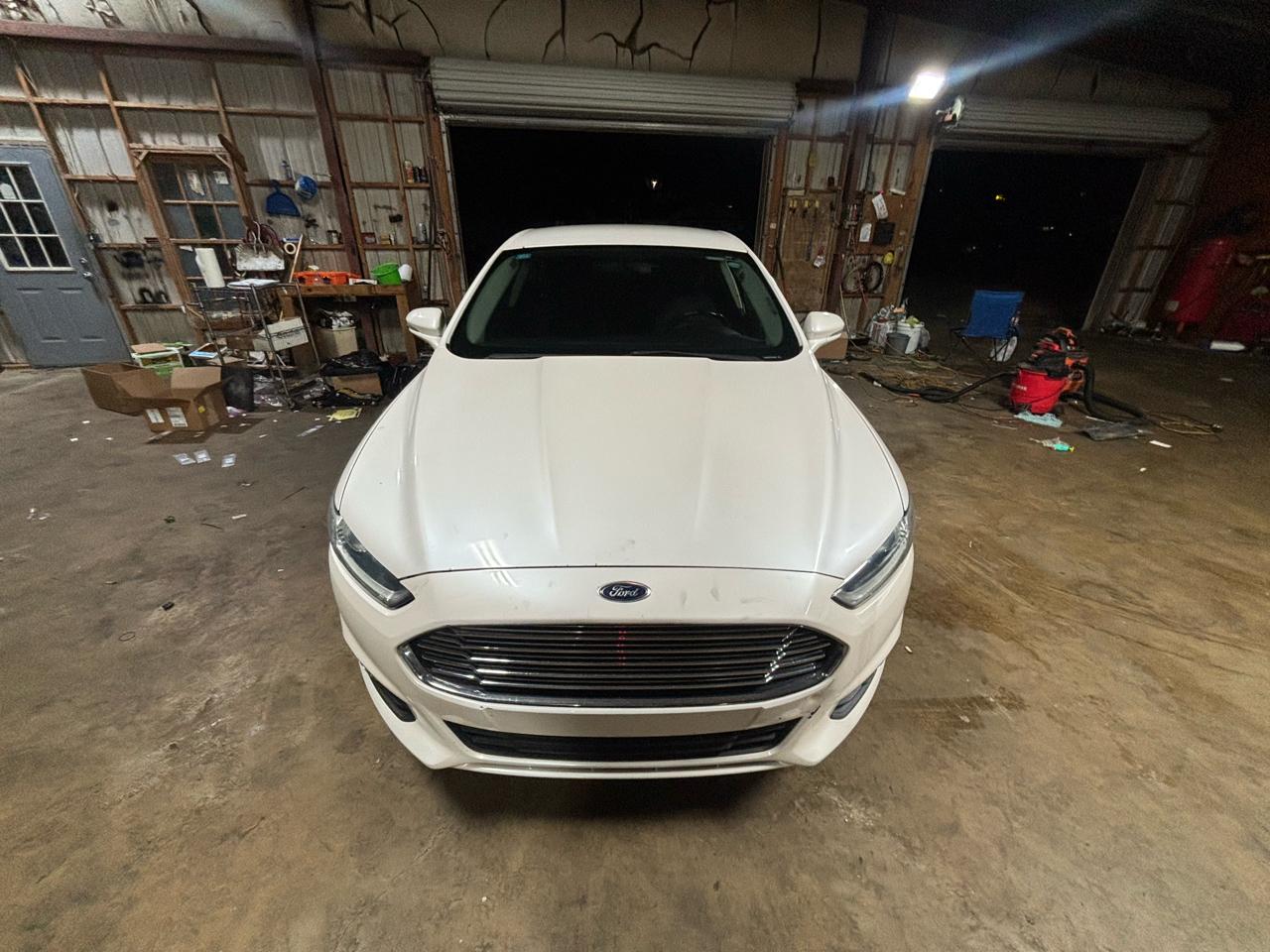 Ford Fusion 4dr Sdn SE FWD 2014
