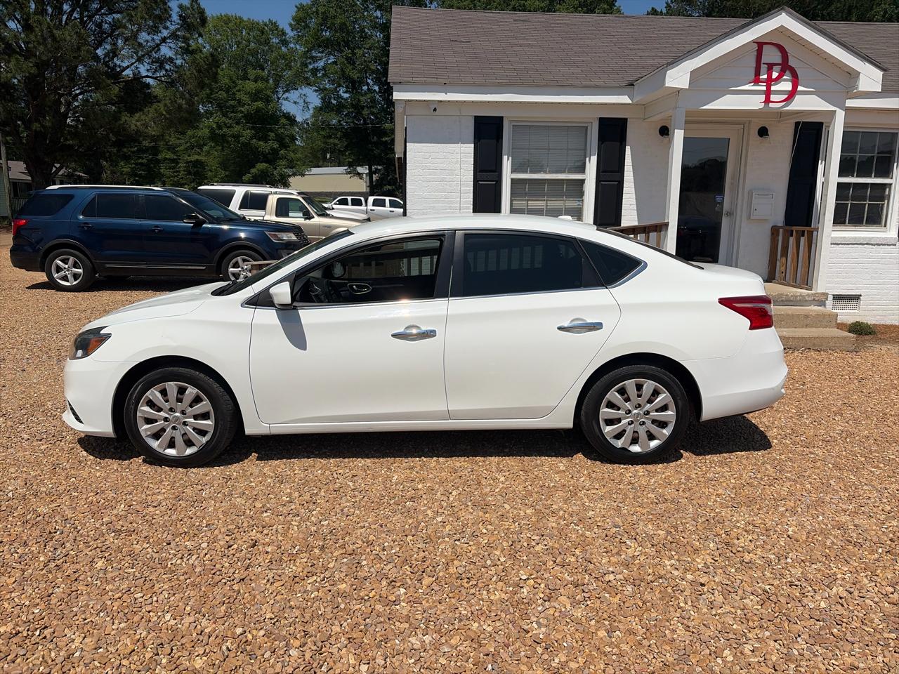 2017 Nissan Sentra SV CVT's photo