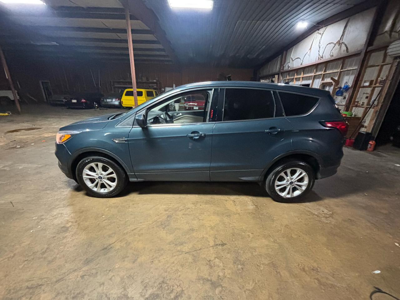 2019 Ford Escape SE FWD