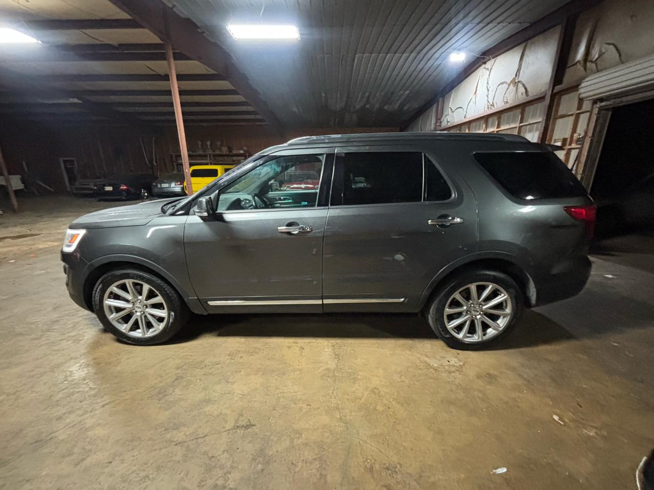 2016 Ford Explorer FWD 4dr Limited