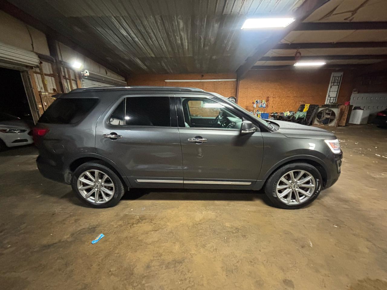 Ford Explorer FWD 4dr Limited 2016