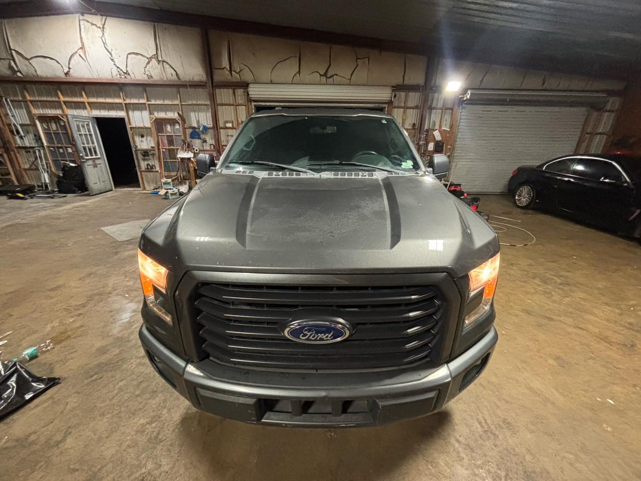 Ford F-150 2WD SuperCab 145" Lariat 2016