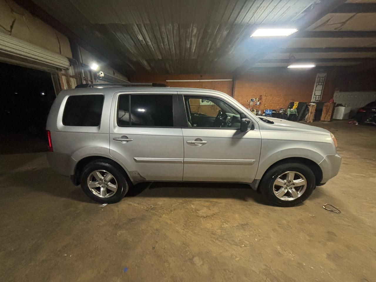 Honda Pilot 2WD 4dr EX-L 2010