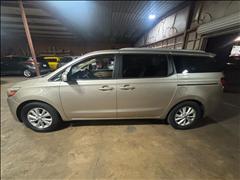 2016 Kia Sedona 