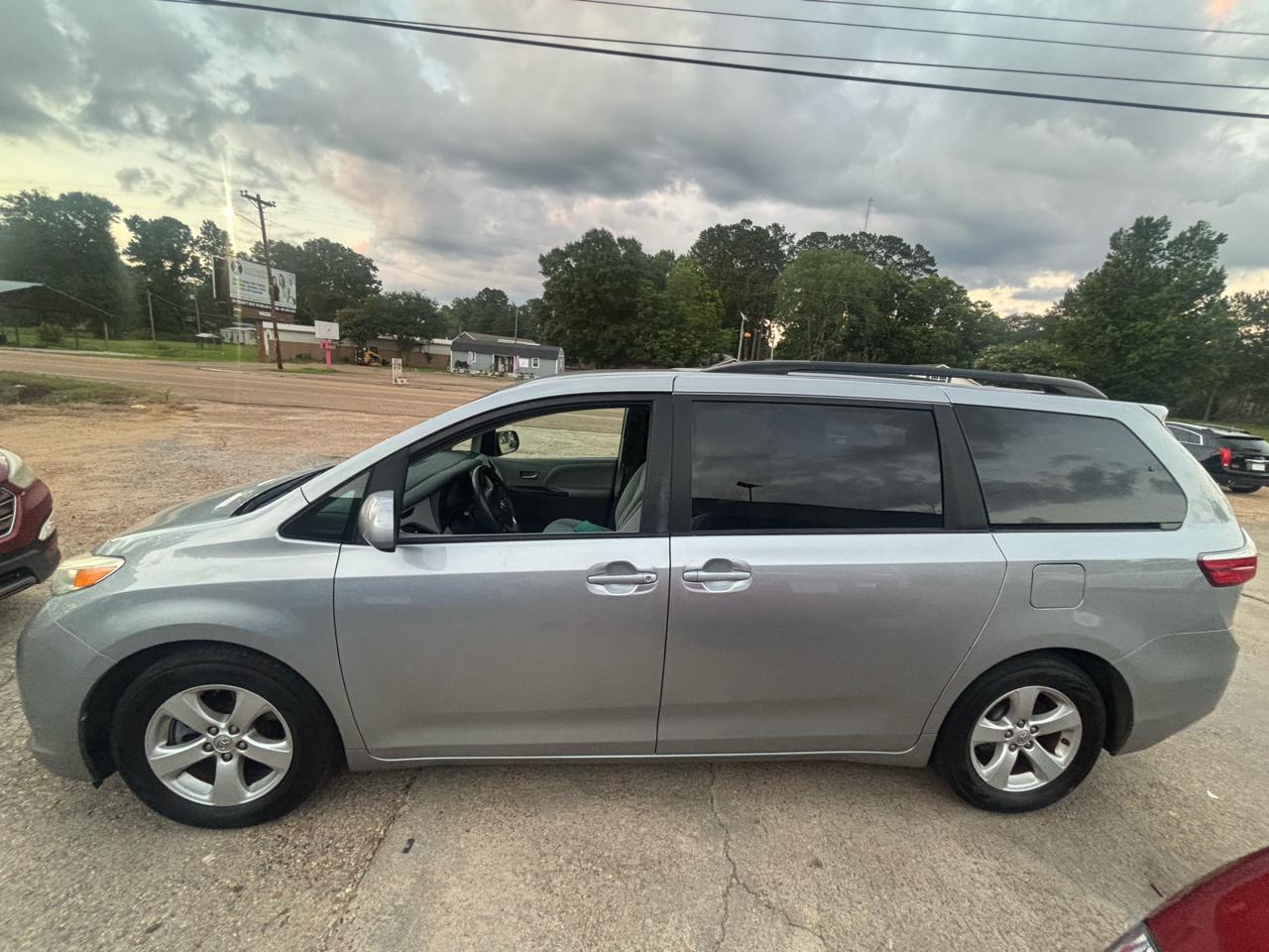 2015 Toyota Sienna 5dr 7-Pass Van LE AAS FWD (Natl)