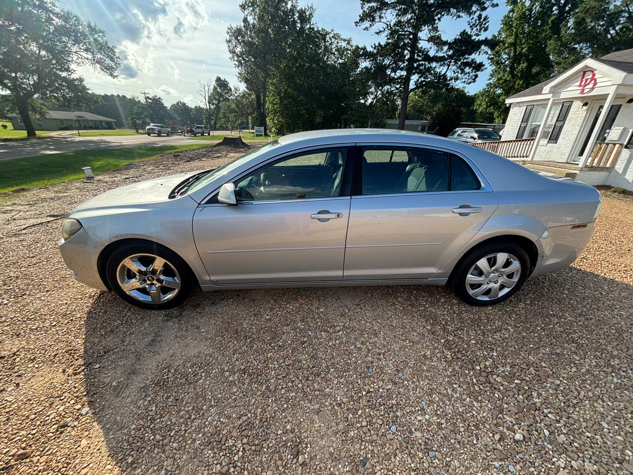 2009 Chevrolet Malibu 4dr Sdn LT w/1LT