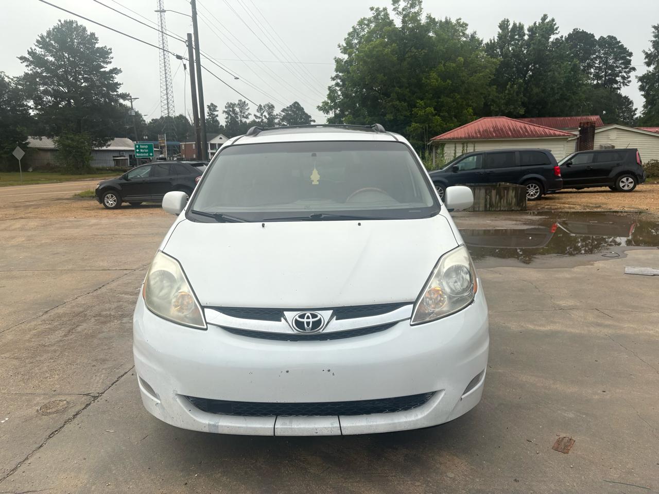 Toyota Sienna 5dr XLE FWD 7-Passenger (Natl) 2006