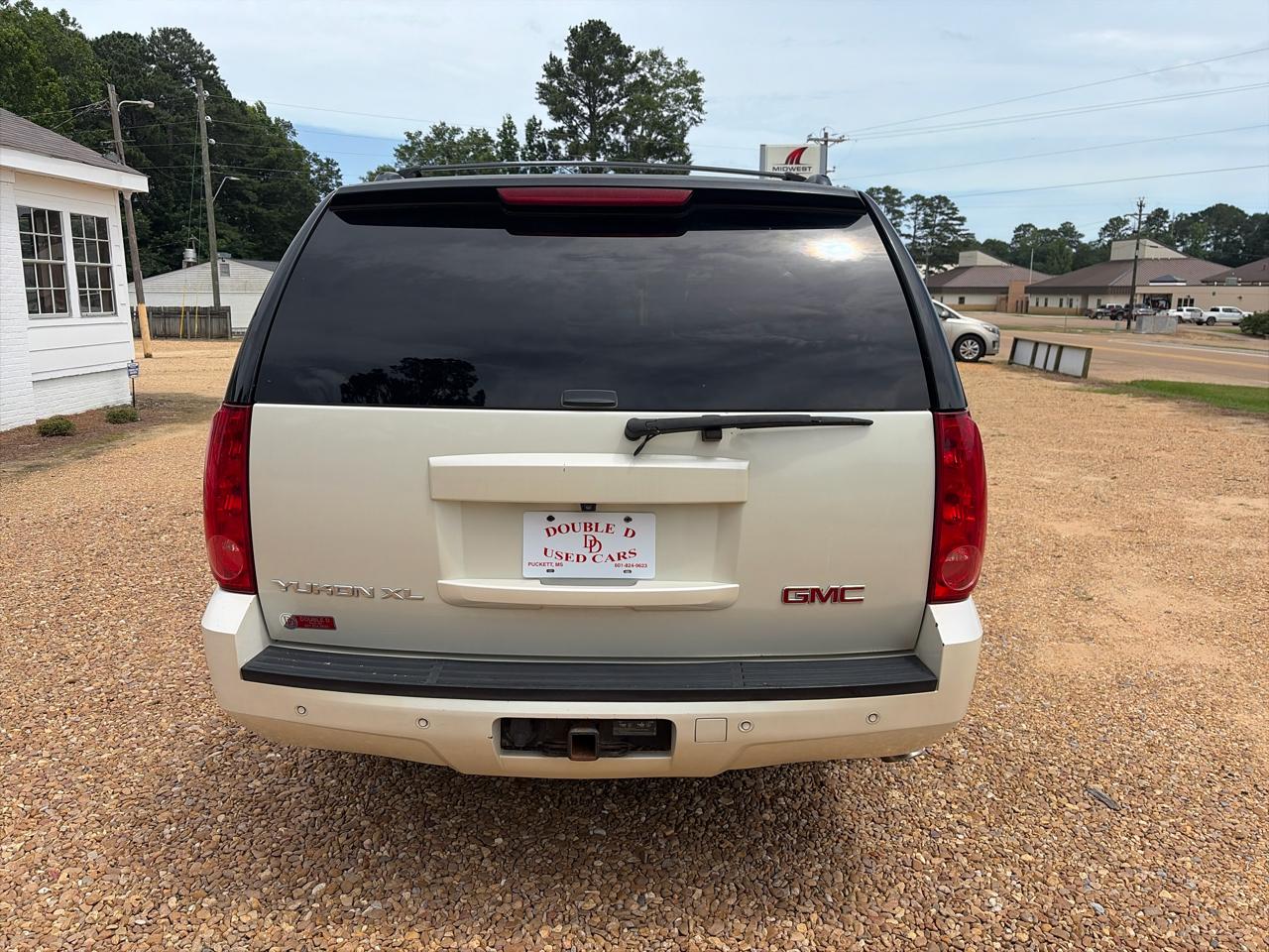 GMC Yukon XL 2WD 4dr SLT 2014