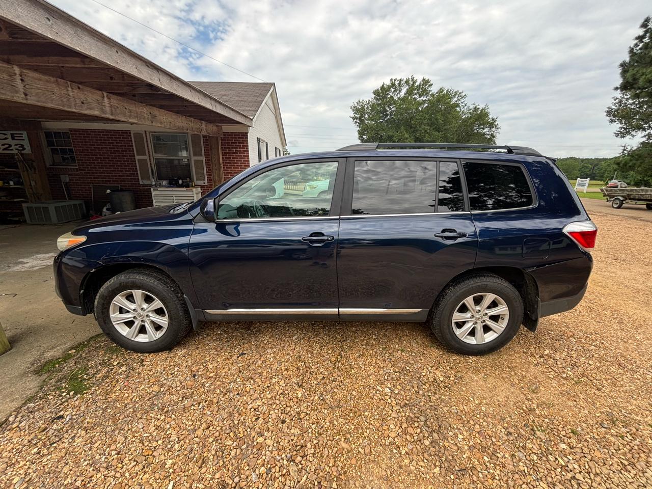 2013 Toyota Highlander 4WD 4dr V6 (Natl)