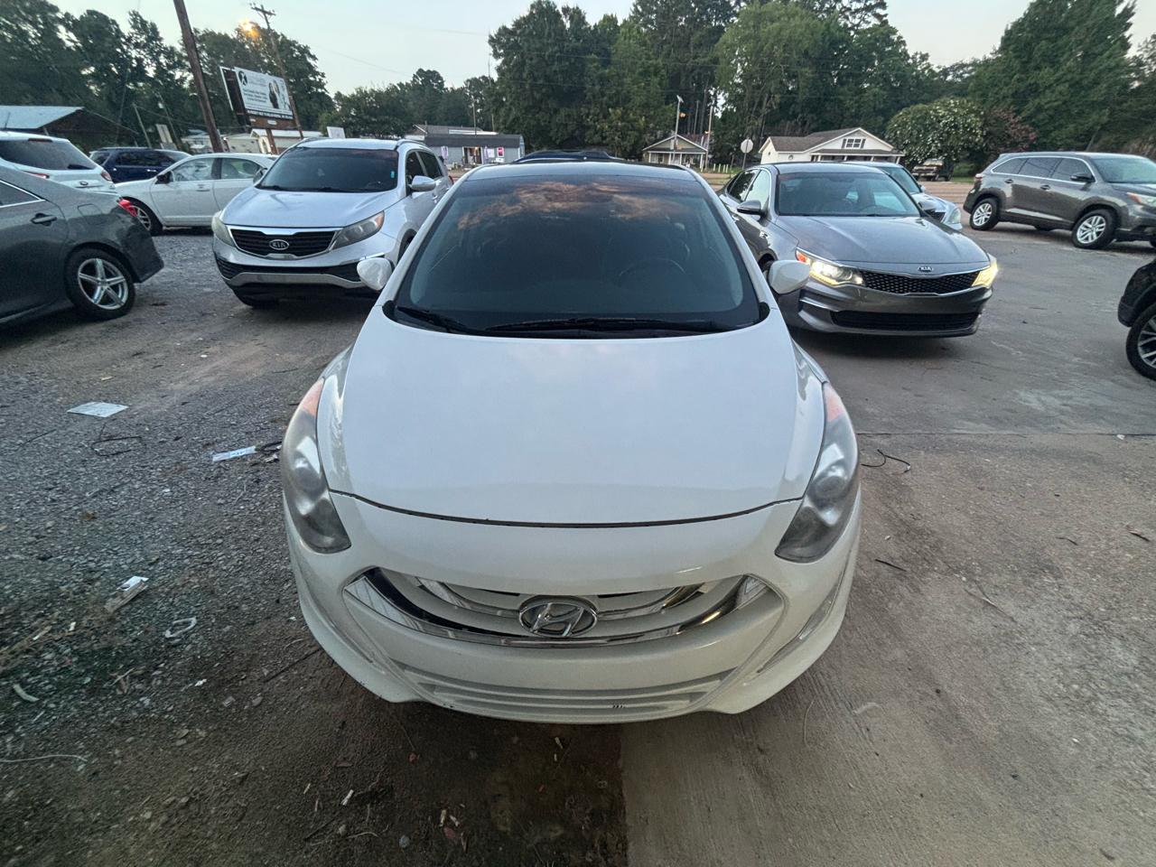 Hyundai Elantra GT 5dr HB Auto 2013