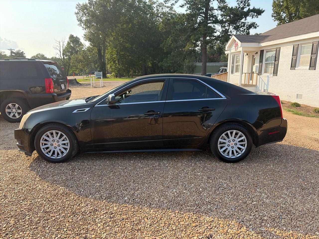 Cadillac CTS Sedan 4dr Sdn 3.0L Luxury RWD 2013