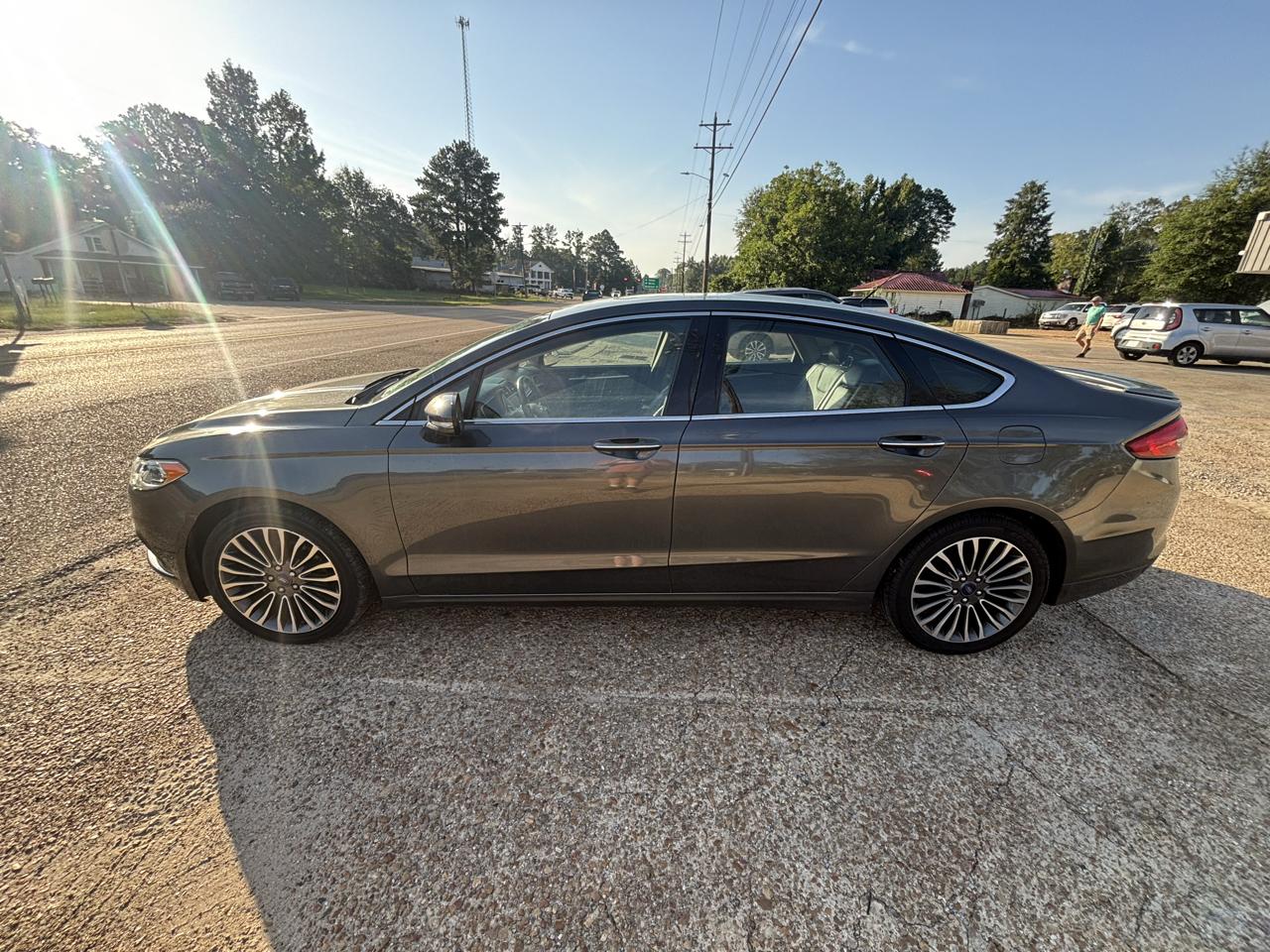 2017 Ford Fusion Titanium FWD