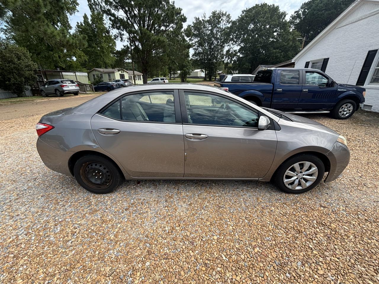 Toyota Corolla 4dr Sdn CVT LE Premium (Natl) 2014
