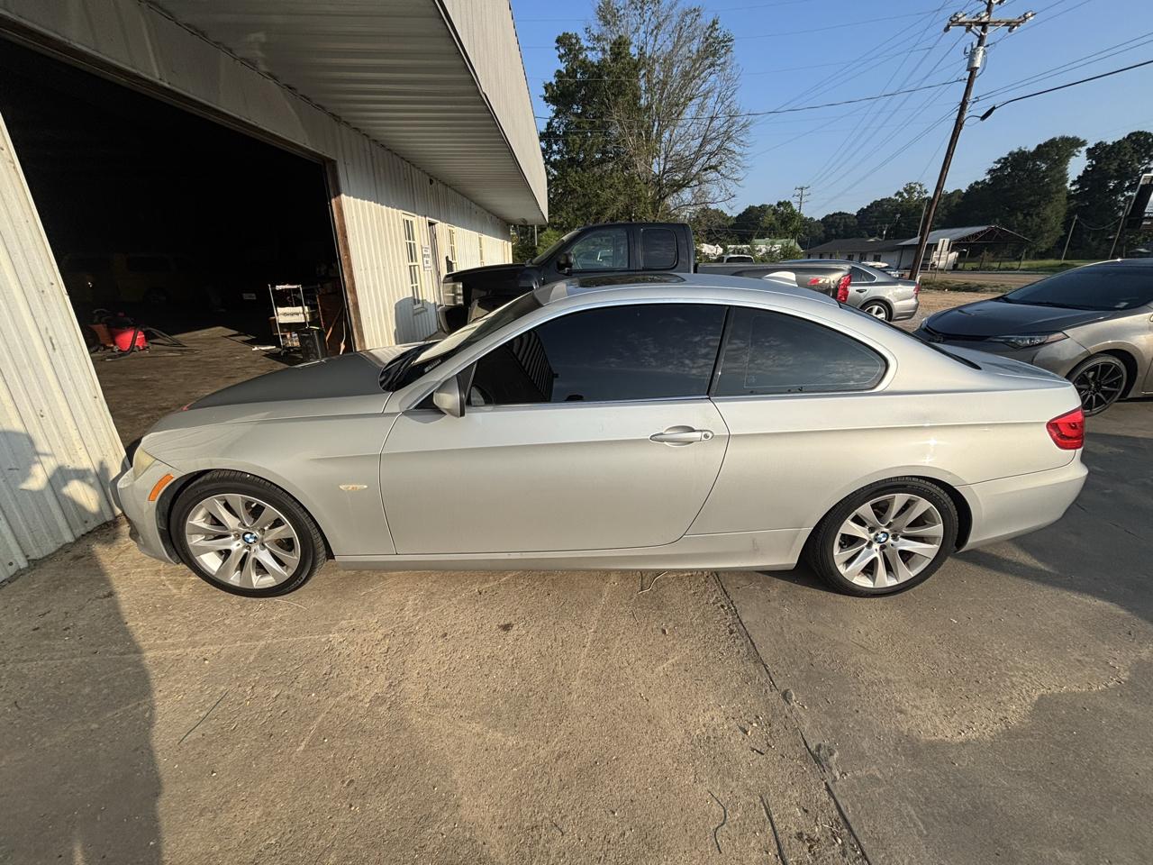 2011 BMW 3 Series 2dr Cpe 328i RWD