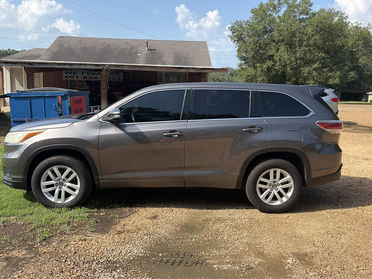 2016 Toyota Highlander FWD 4dr V6 LE (Natl)