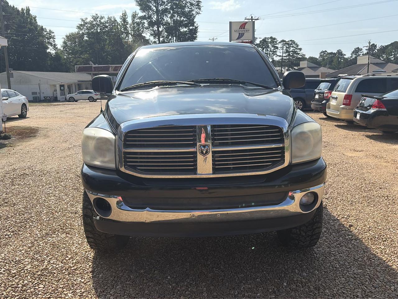 Dodge Ram 1500 2WD Quad Cab 140.5" SLT 2007