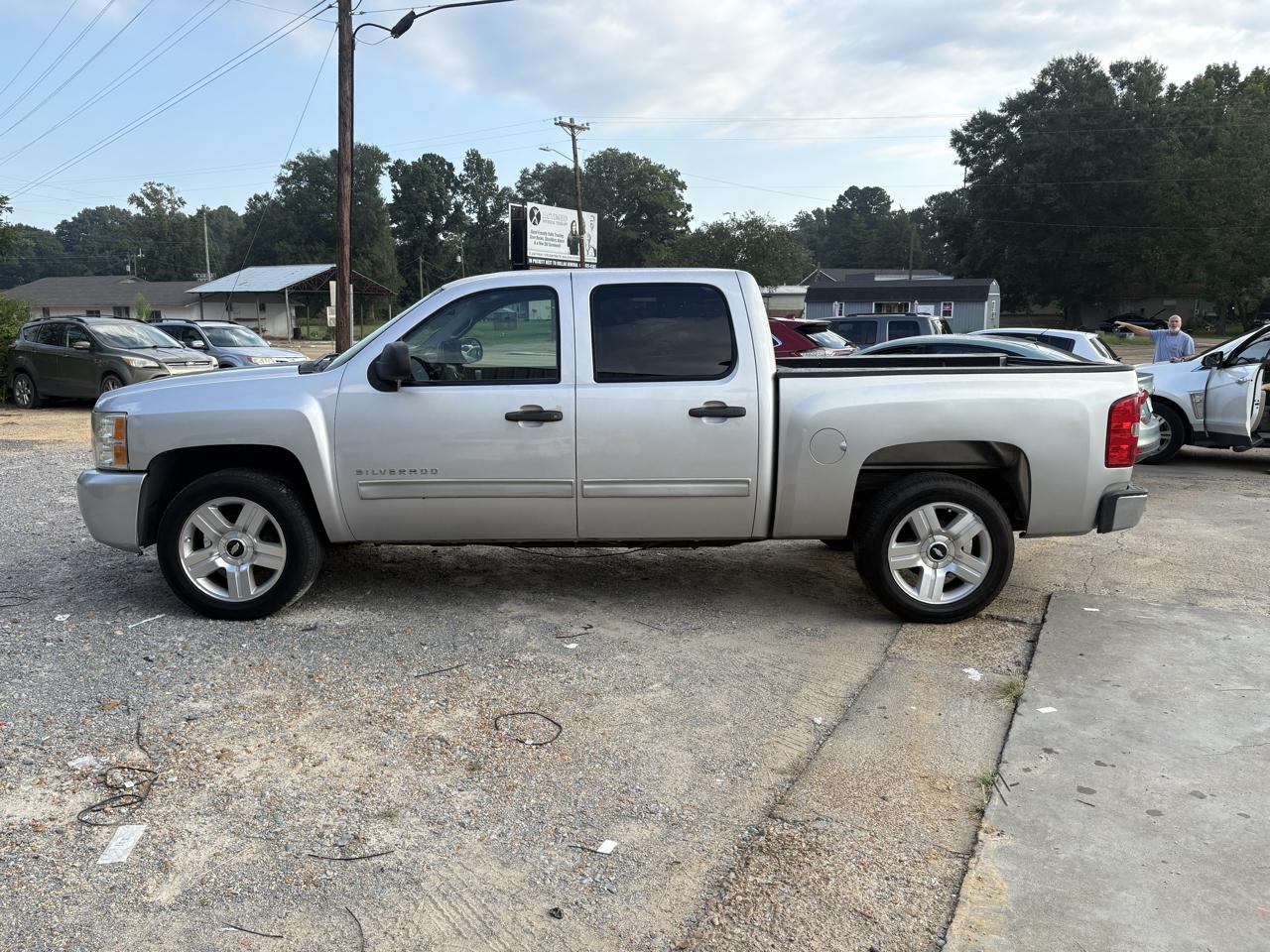 2011 Chevrolet Silverado 1500 2WD Crew Cab 143.5" LT