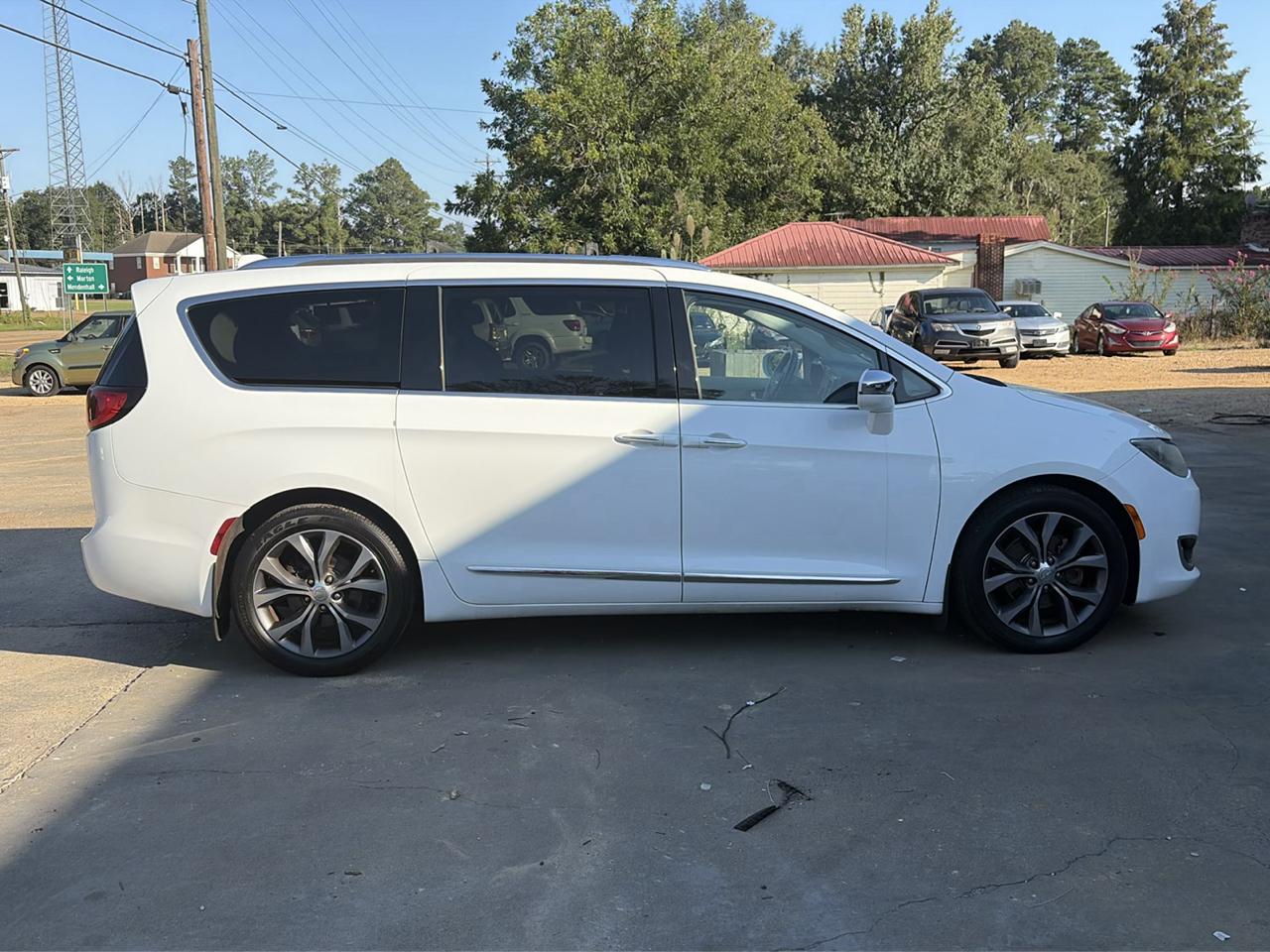 Chrysler Pacifica Limited FWD 2017