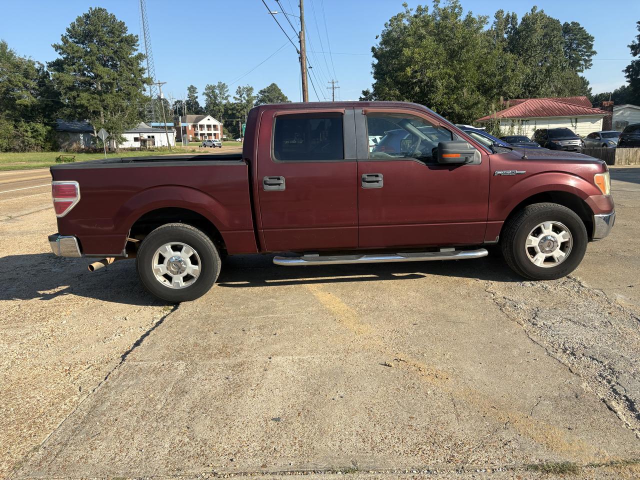 Ford F-150 2WD SuperCrew 145" XLT 2009