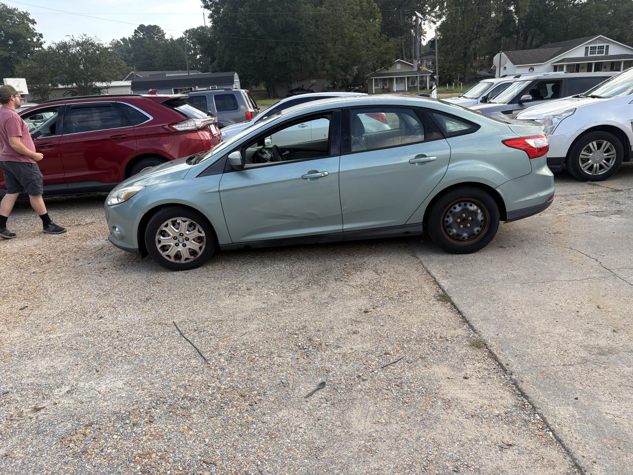 2012 Ford Focus 4dr Sdn SE