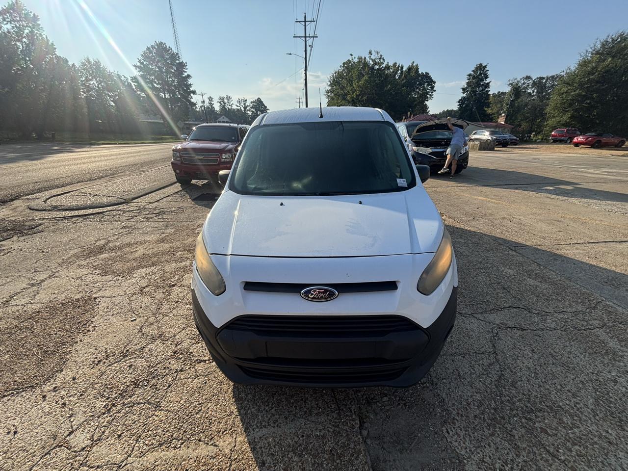 Ford Transit Connect photo 2