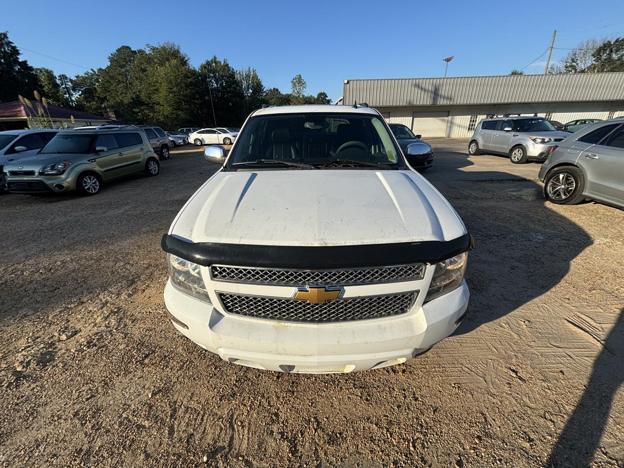 Chevrolet Avalanche photo 2