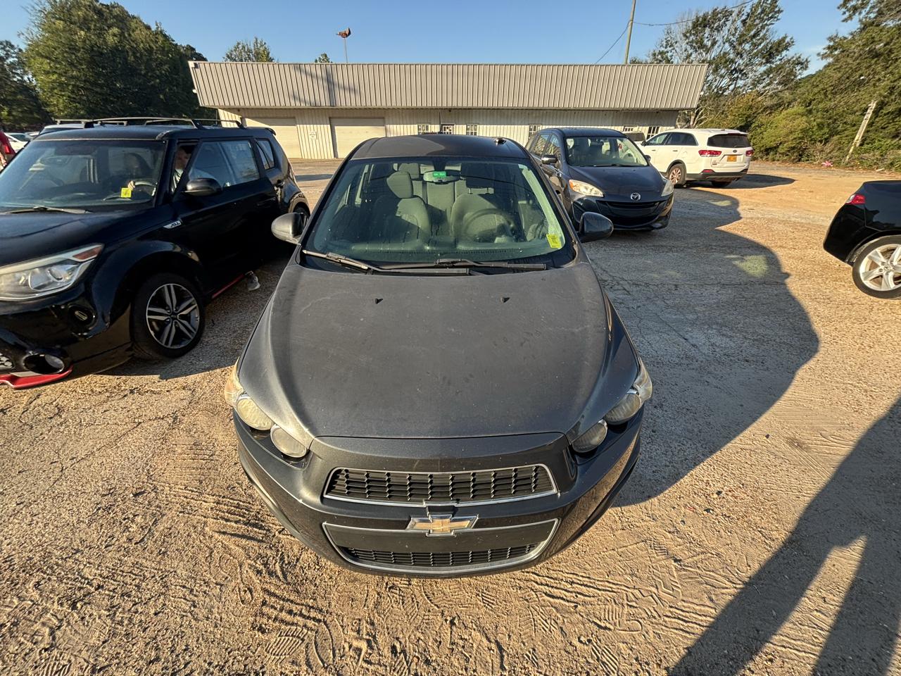 Chevrolet Sonic photo 2