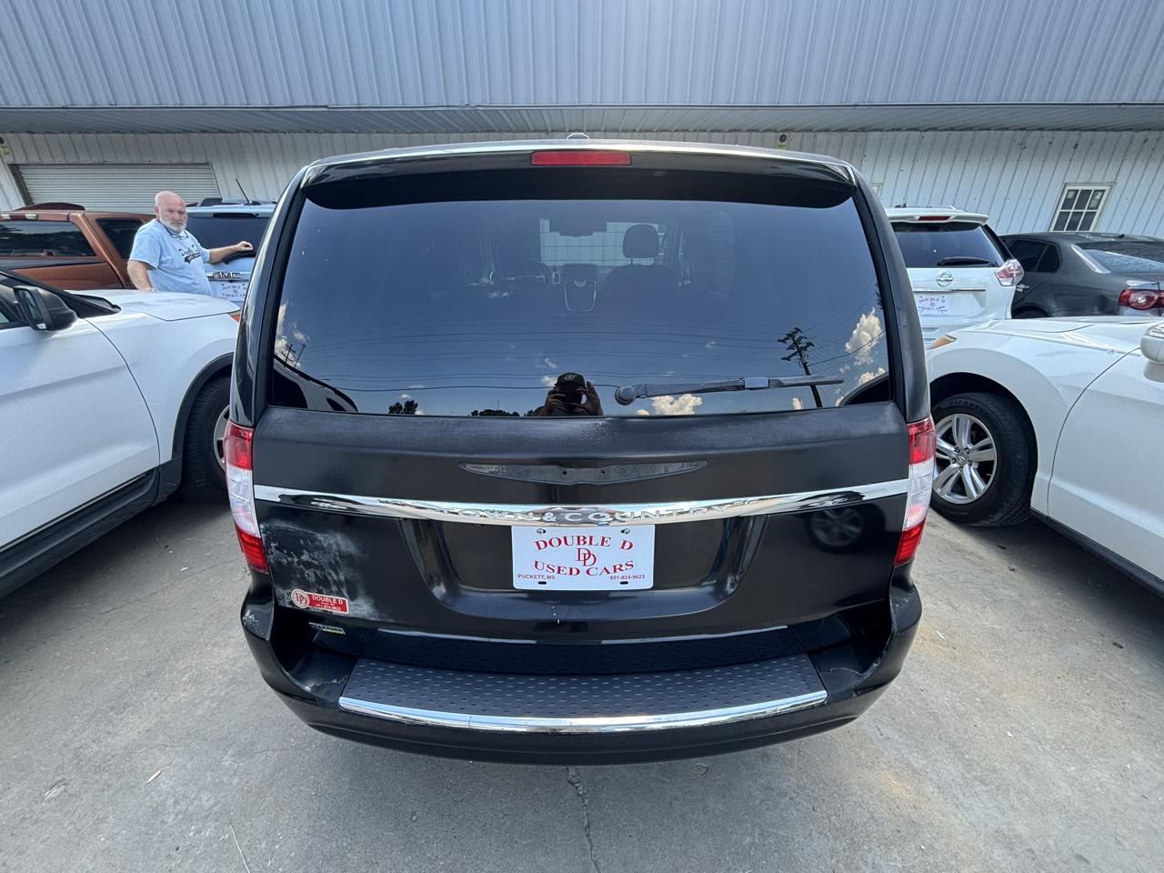 Chrysler Town & Country 4dr Wgn Touring 2012