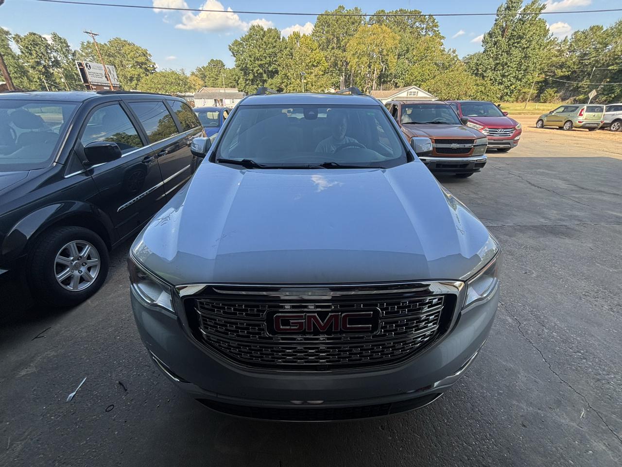 GMC Acadia FWD 4dr Denali 2017