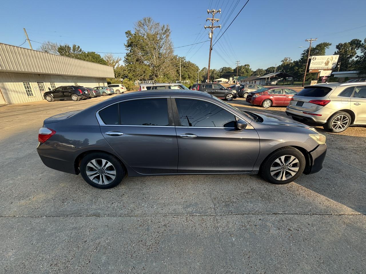 Honda Accord photo 3