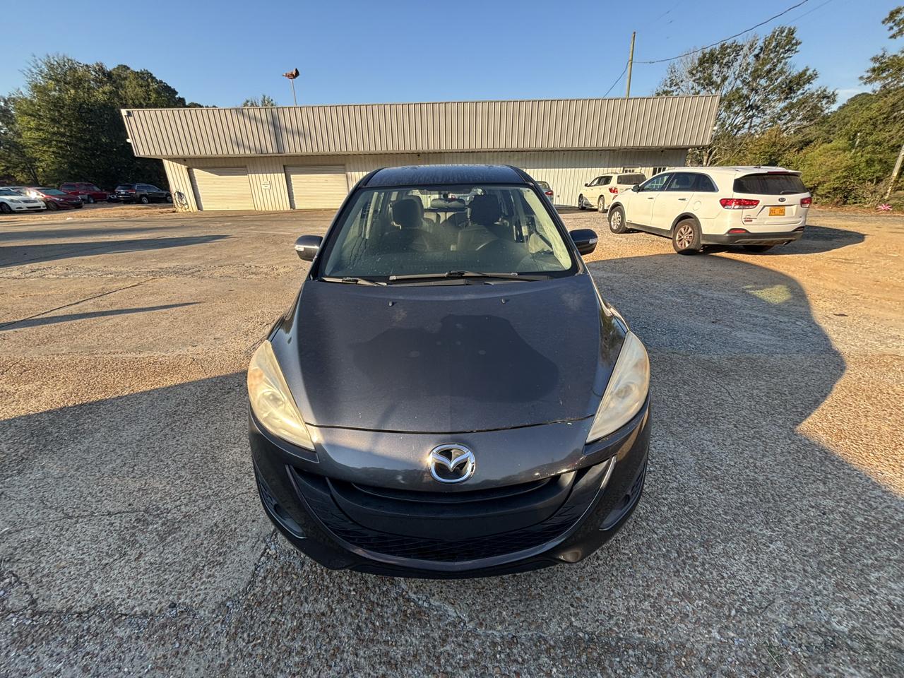 Mazda Mazda5 photo 2