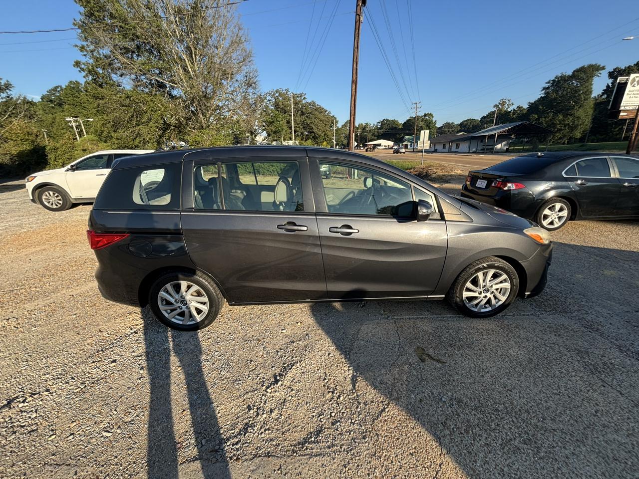 Mazda Mazda5 photo 3