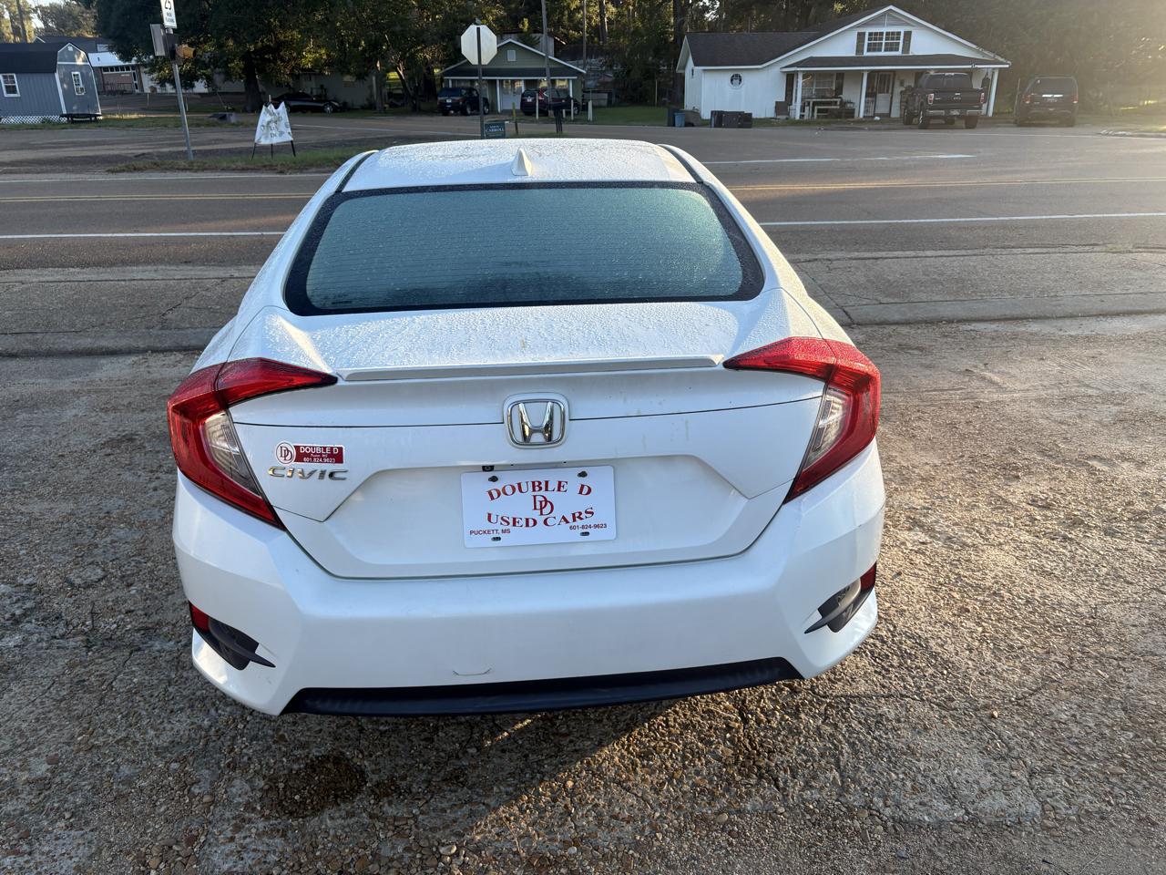 Honda Civic photo 4