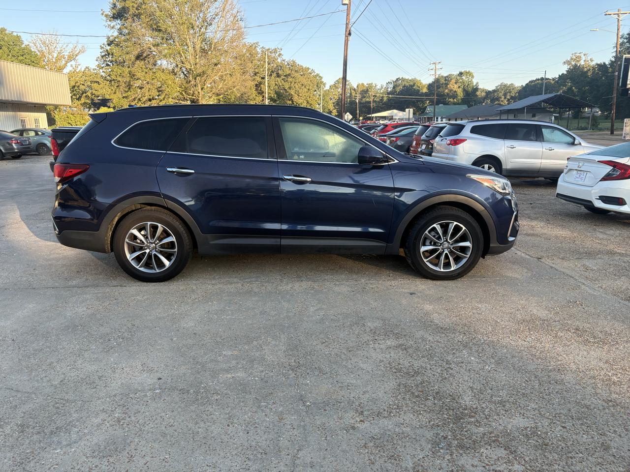Hyundai Santa Fe photo 3