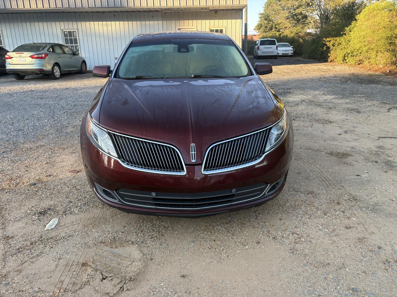Lincoln MKS photo 2