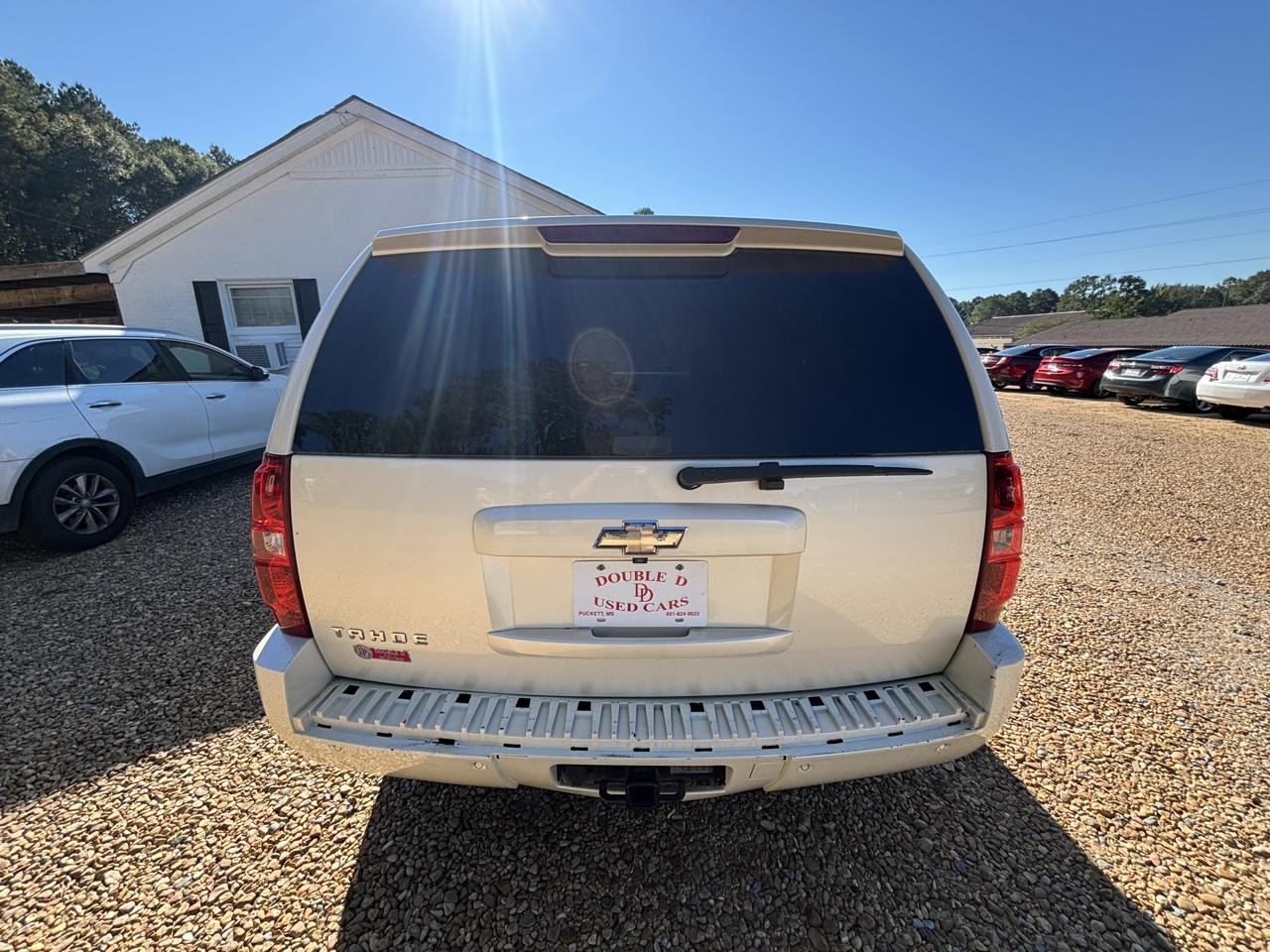 Chevrolet Tahoe photo 4