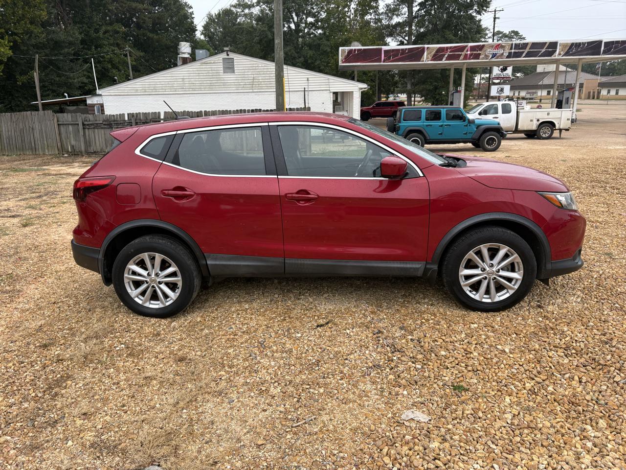 2017 Nissan Rogue Sport FWD S