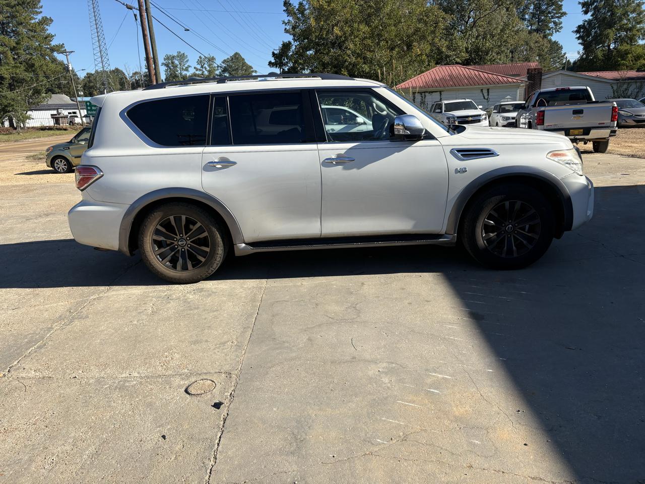 Nissan Armada 4x2 Platinum 2017
