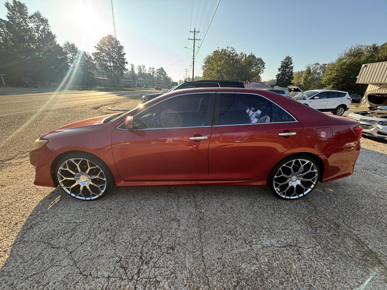 2013 Toyota Camry 4dr Sdn I4 Auto L (Natl)