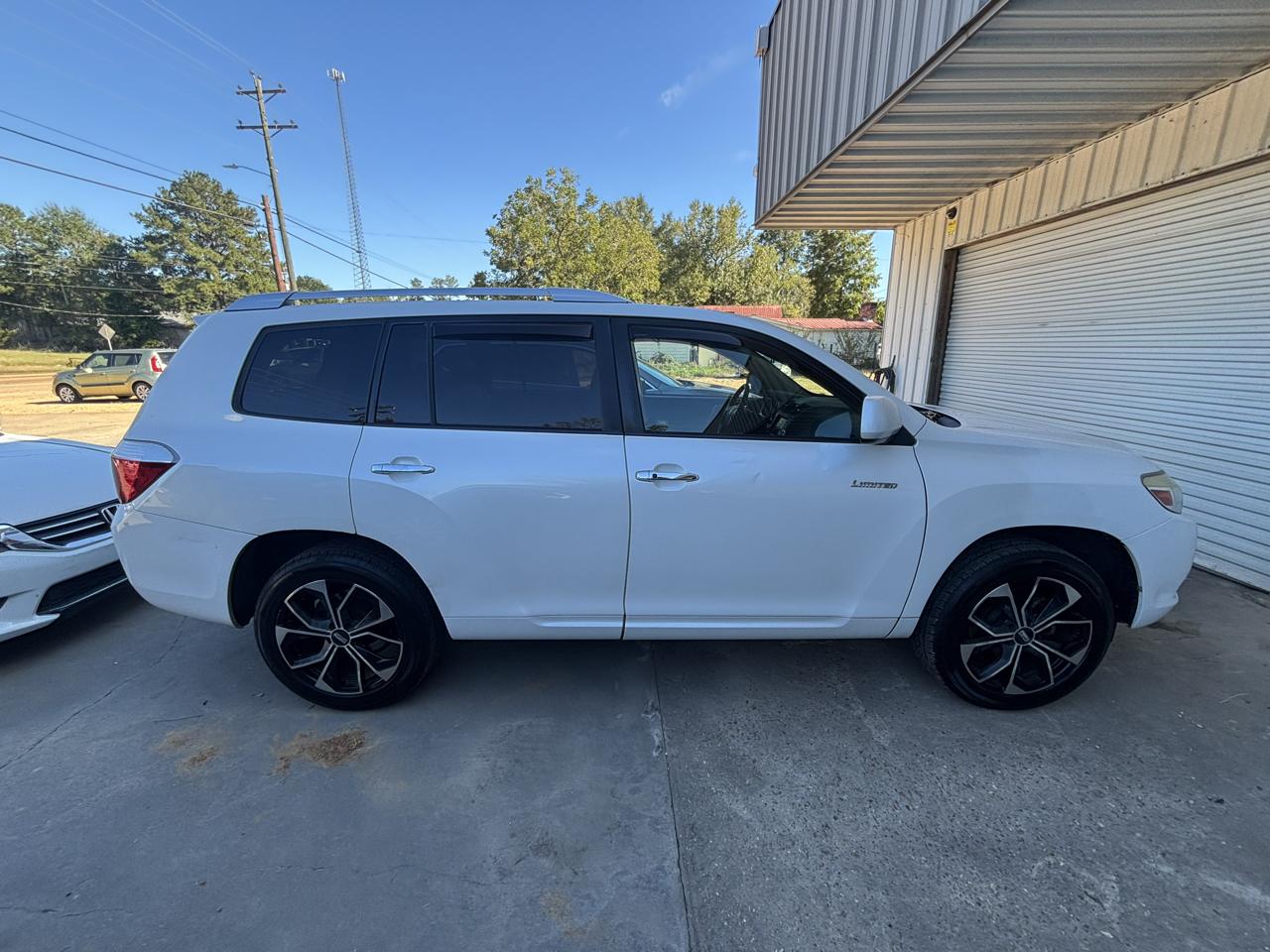 Toyota Highlander 4WD 4dr V6 Limited (Natl) 2010