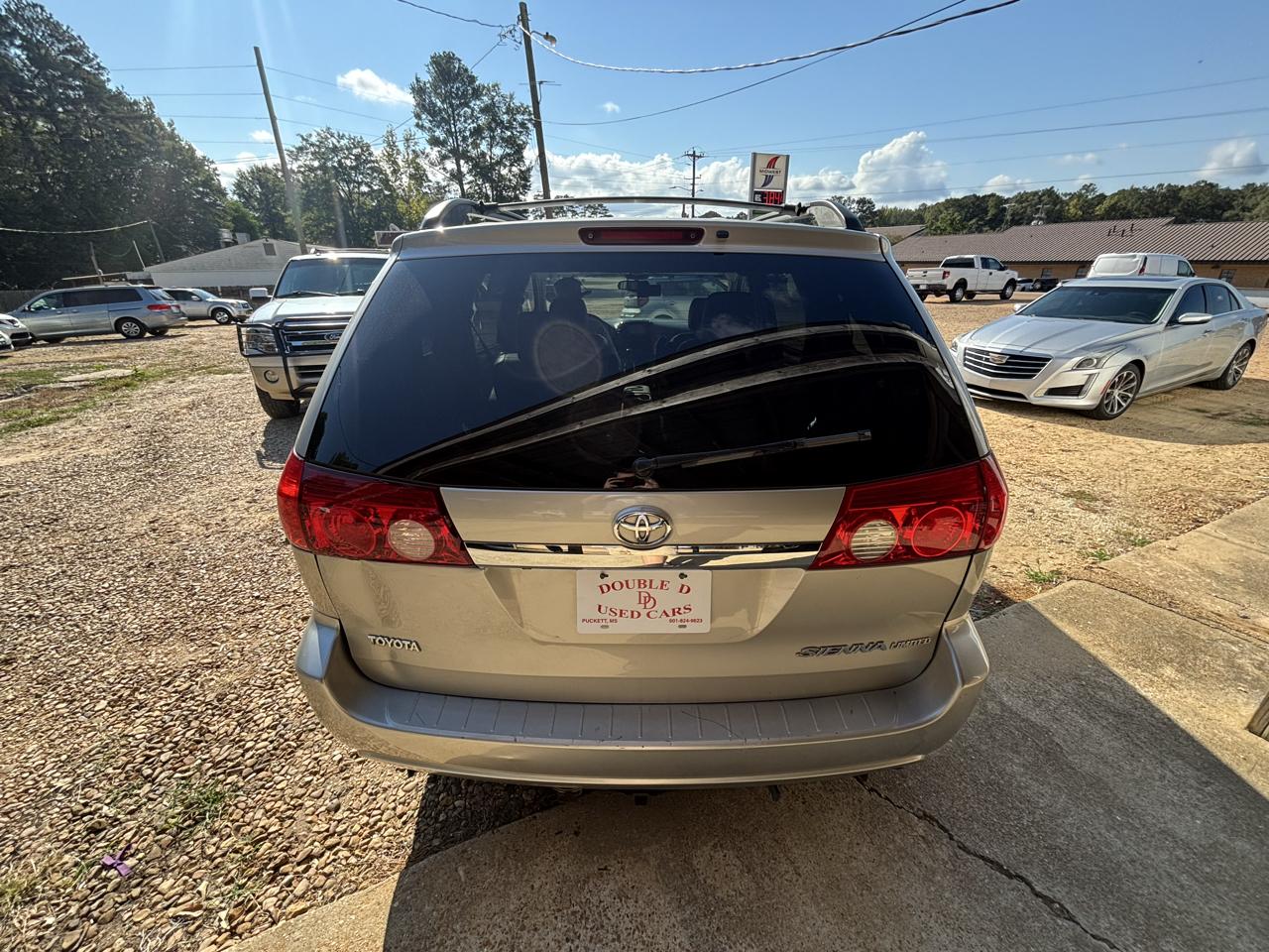 Toyota Sienna 5dr XLE FWD 7-Passenger (Natl) 2006