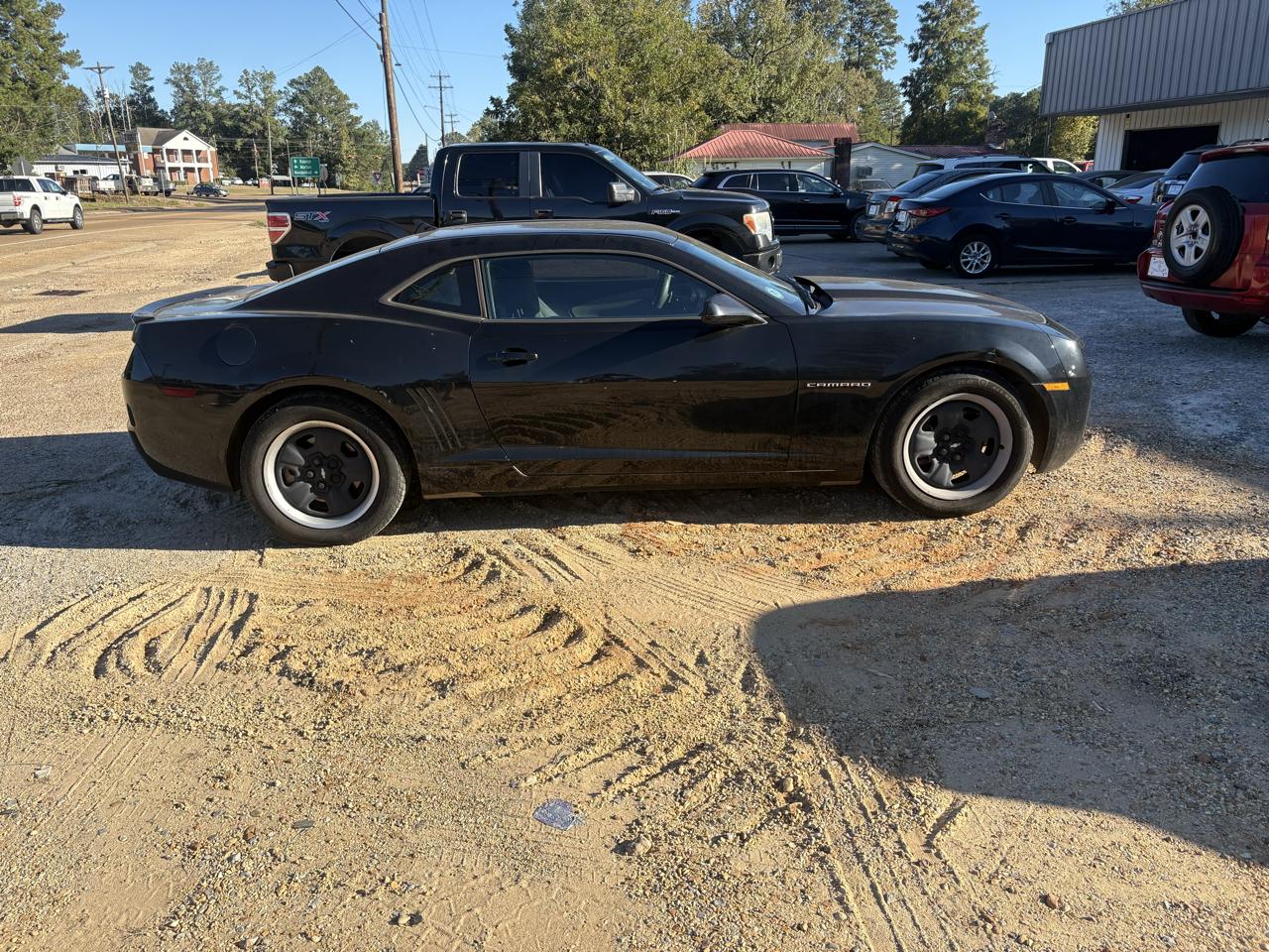 Chevrolet Camaro 2dr Cpe 2LS 2012