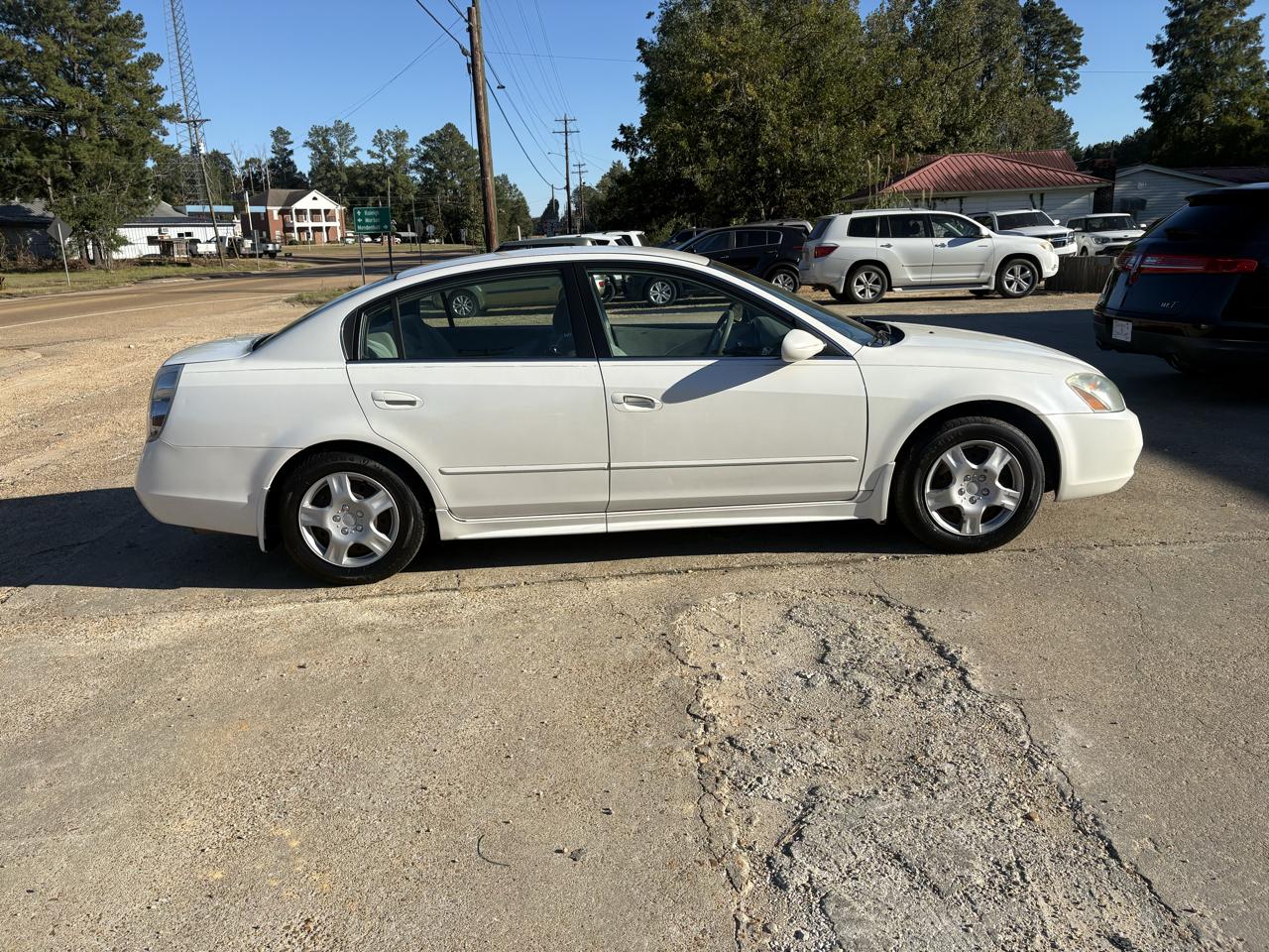 Nissan Altima 4dr Sdn 2.5 S Auto 2004