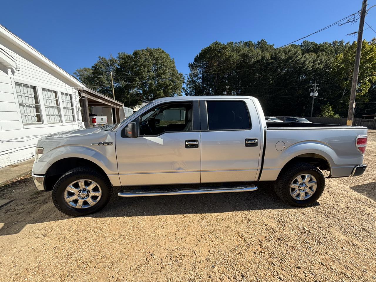 Ford F-150 2WD SuperCrew 145" Platinum 2014