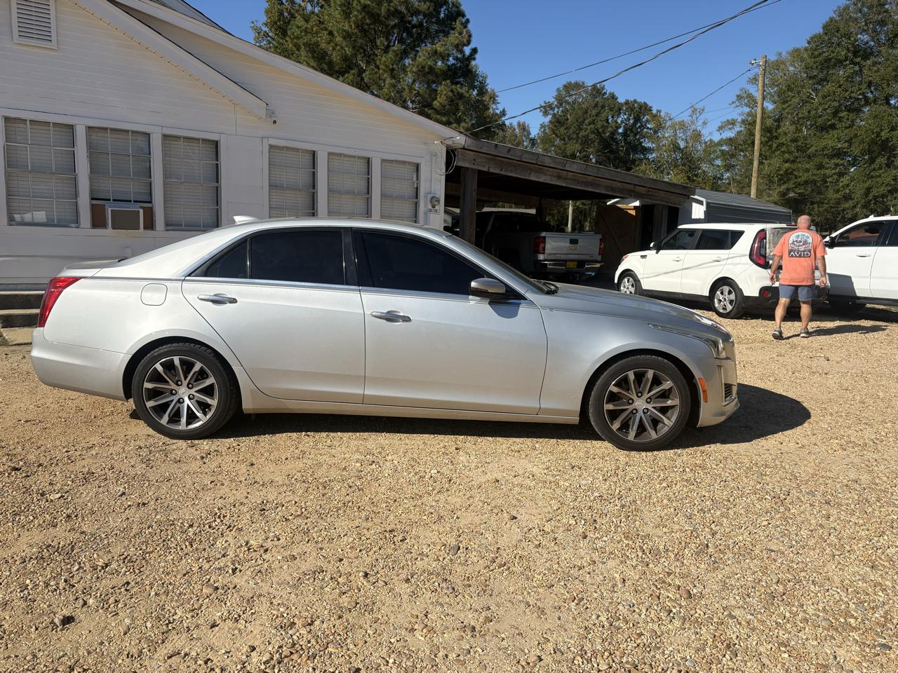 Cadillac CTS Sedan 4dr Sdn 2.0L Turbo Luxury Collection RWD 2016