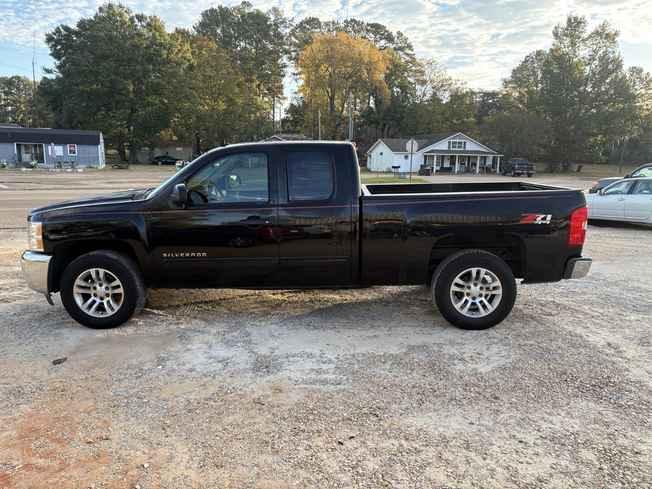 2013 Chevrolet Silverado 1500 4WD Ext Cab 143.5" LT