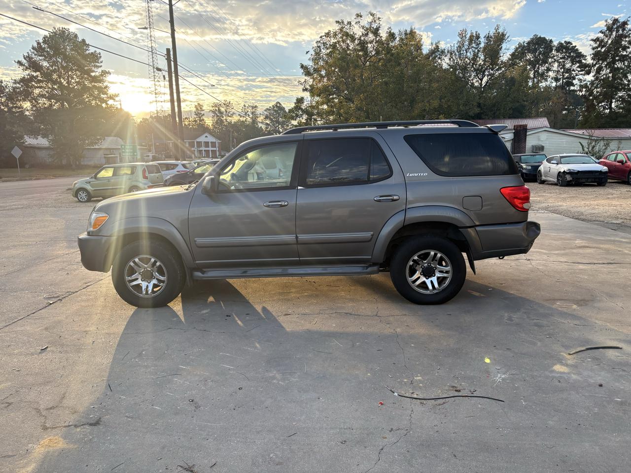 2005 Toyota Sequoia 4dr Limited 4WD (Natl)